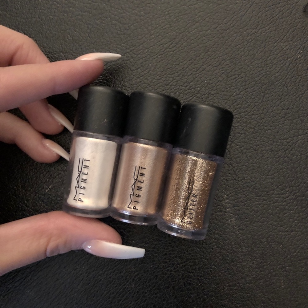 MAC - Pigment and Glitter